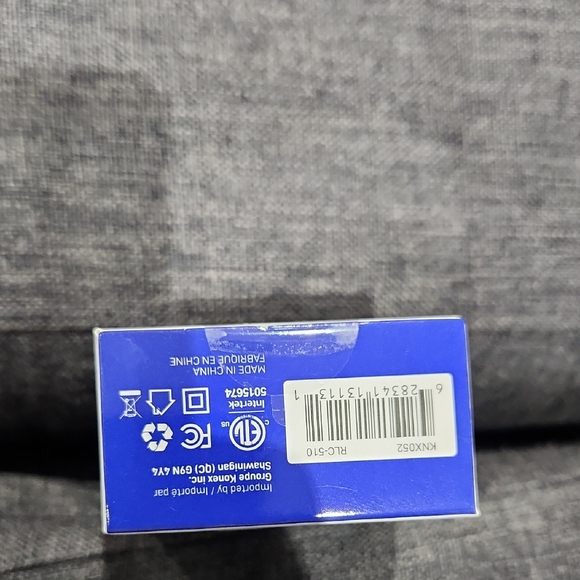 Konex 20W Wall Charger with USB-C and USB-A Ports - Picture 2 of 4